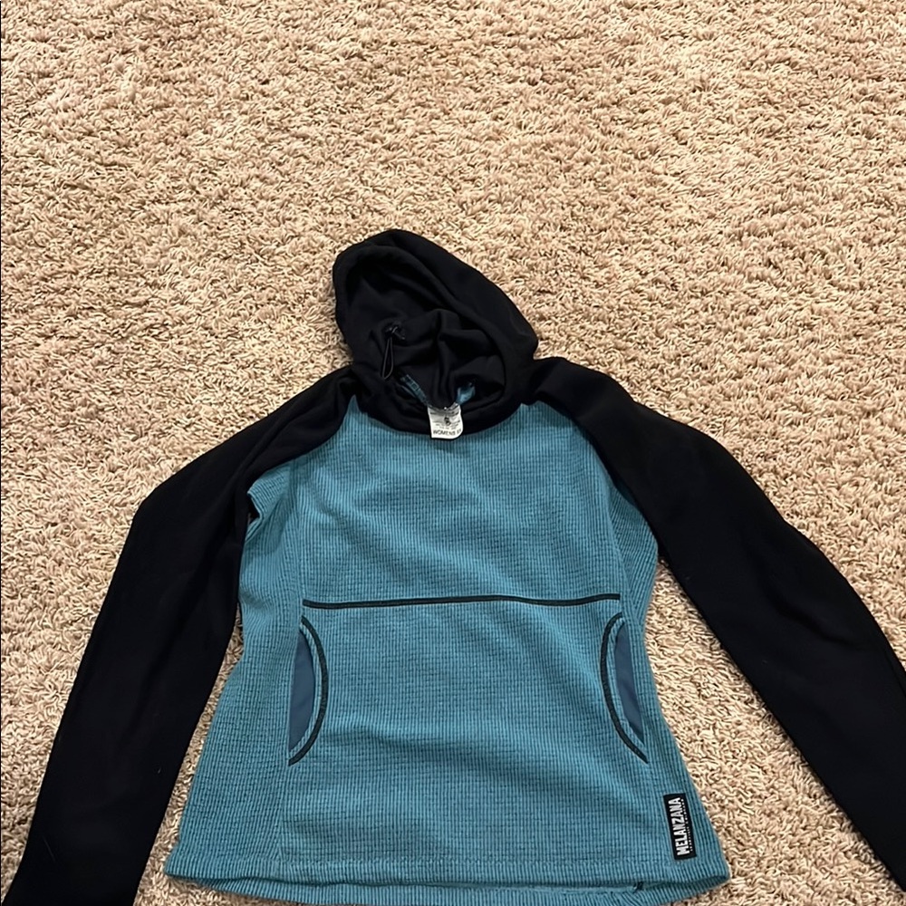Melanzana Teal and Black sweatshirt
